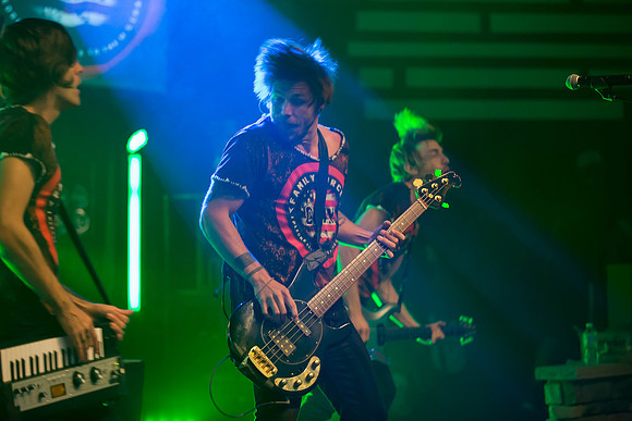 Family Force5