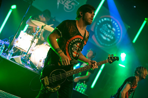 Family Force5