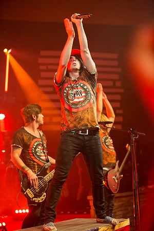 Family Force5