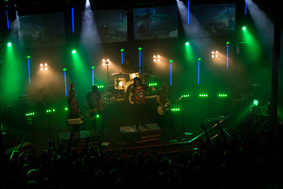 Family Force5