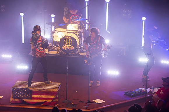 Family Force5