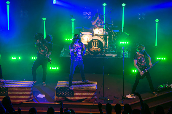 Family Force5
